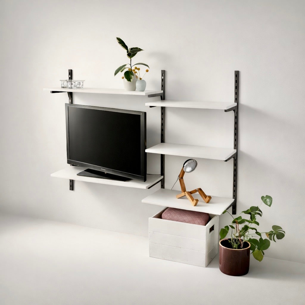 TV-veggur við Framework skinnum, sett sum víst