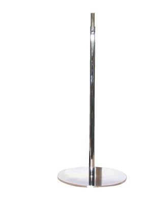 Fótur úr metal Ø 30 cm. Til barmi og büst. Vel krom ella svørtur - büst og barmi keypast hvør sær