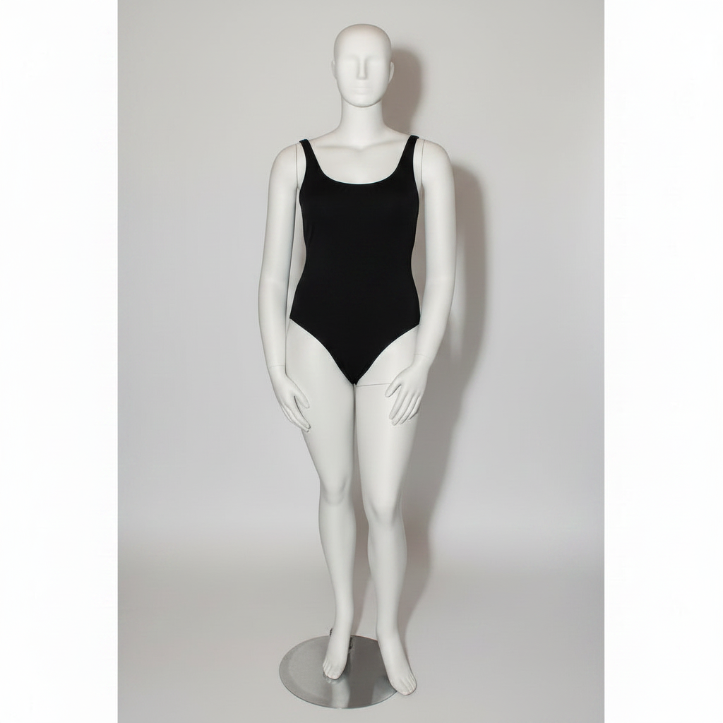XL damemannequin med hoved. Curved