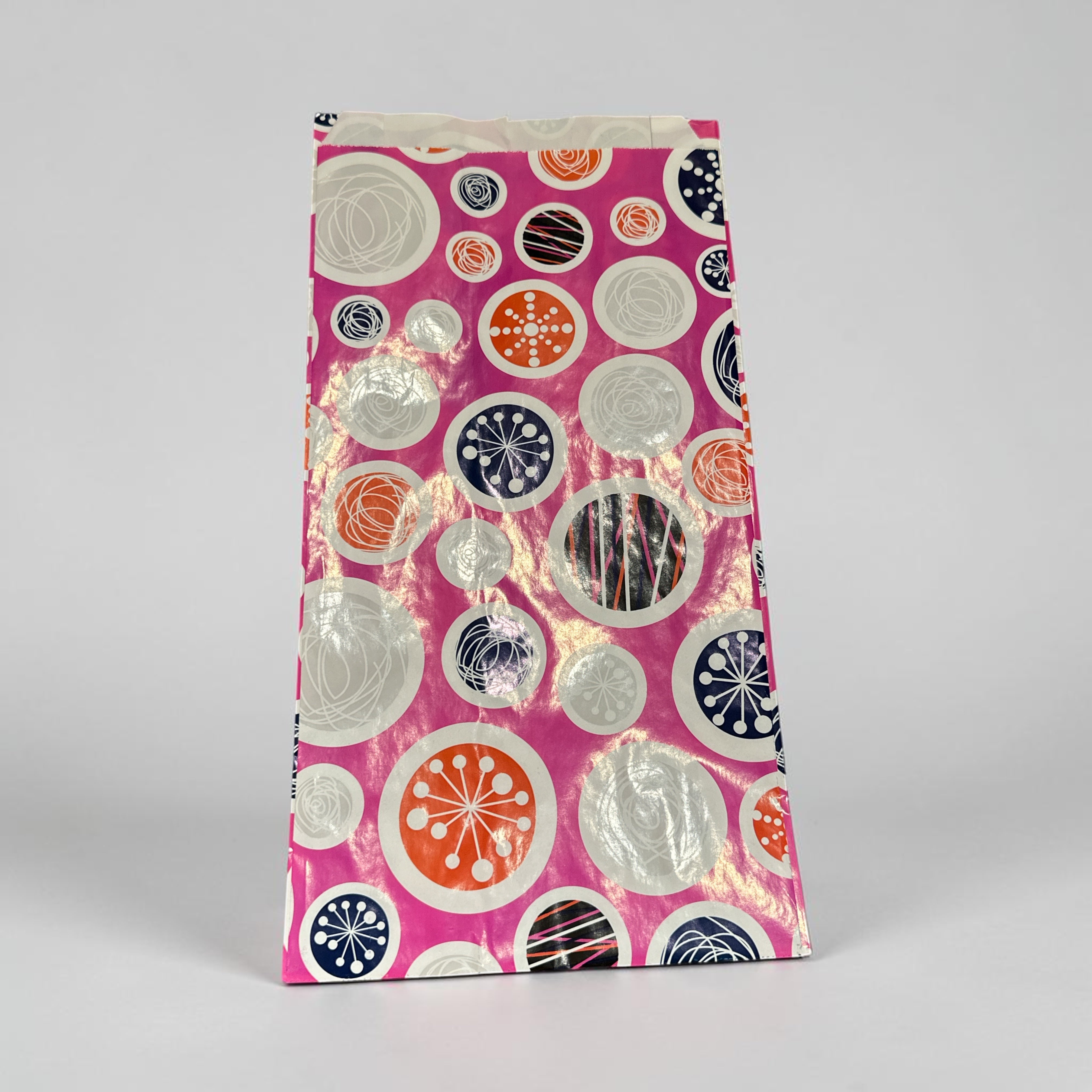 Gavepose, lys lilla med cirkler H35 cm. 250 stk.