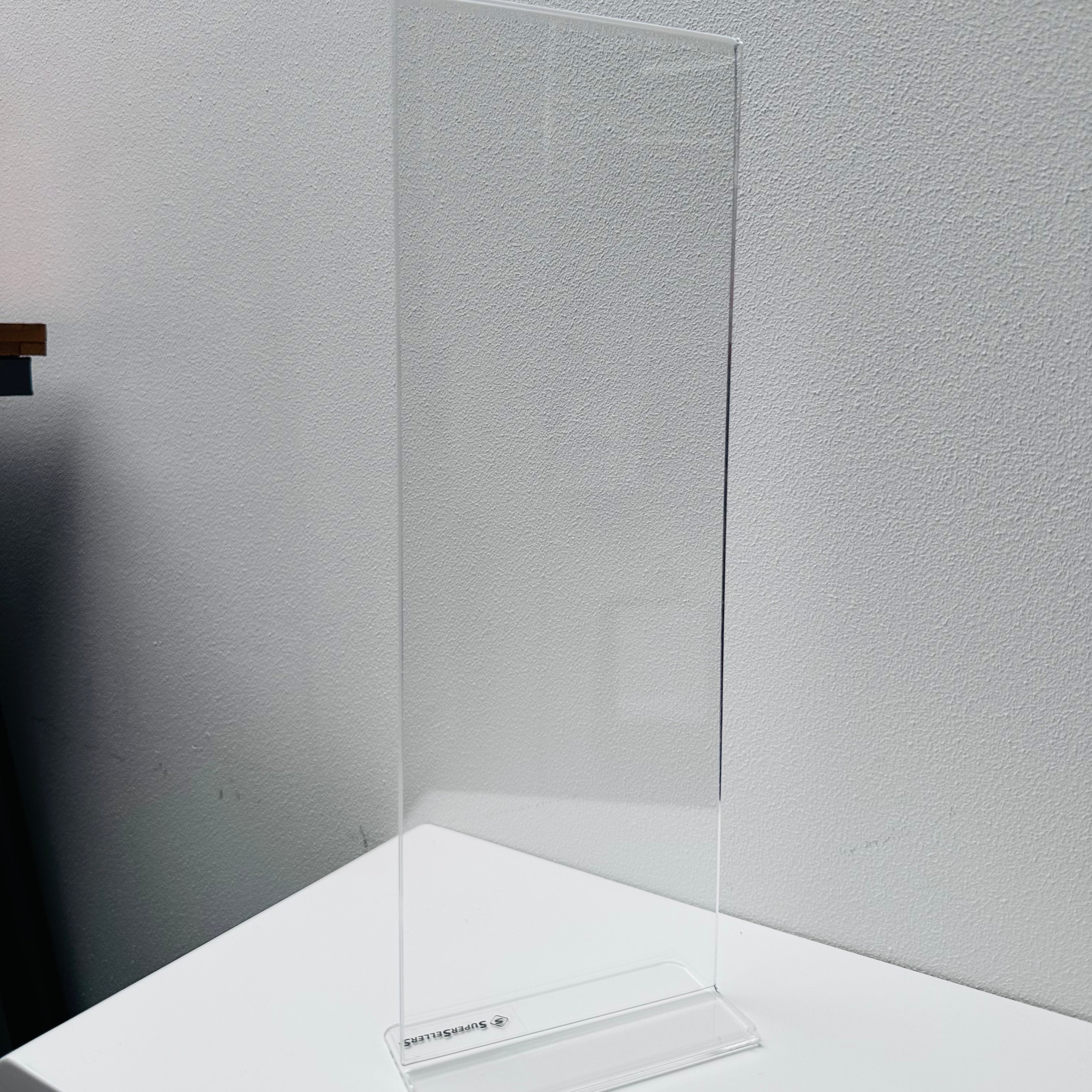 Skilteholder, ½ A4 høj, lige t/ bord, akryl