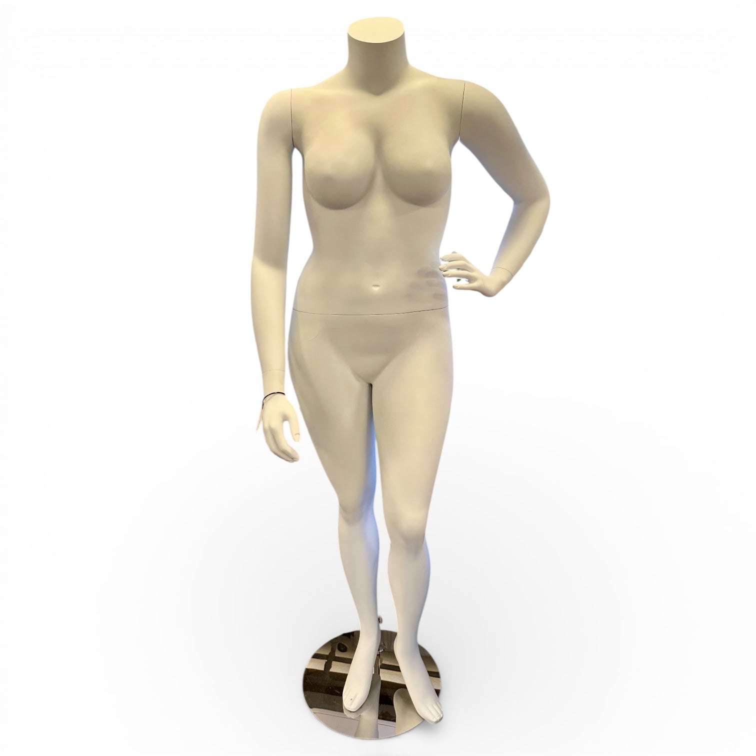 XL female mannequin without head