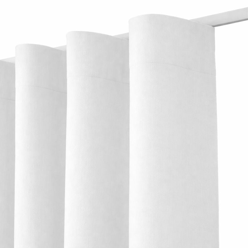 Gardin i hvítt, smussavvisandi bomull, til U-gardinrør (fríhengjandi), B200 x H190 cm. 21 hæglar