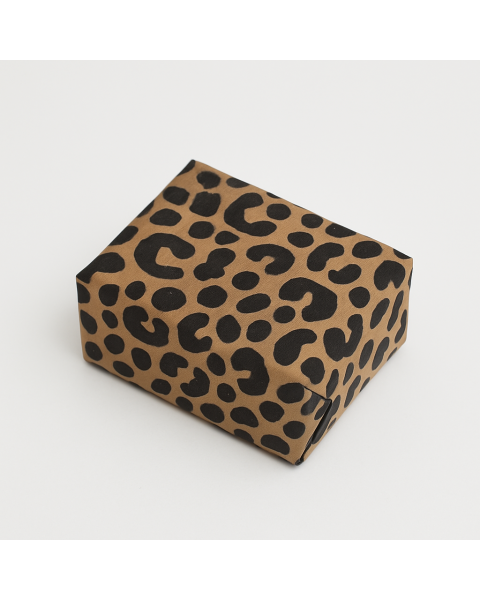Gavepapir B 10 cm. Jaguar print, kraftpapir. 100 mtr.