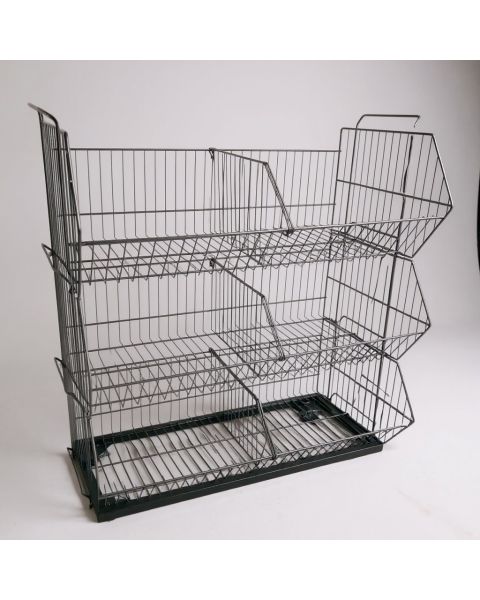 Stabelkurv med 3 kurve og hjul. 81 x 43 x H100 cm.