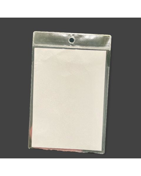 Plastlomme A6 uden klæb, med rundt hul og 25 mm. flap