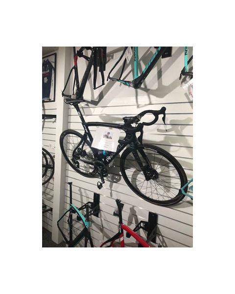 Cykelholder t/ rillepanel. B 8 x D 12 x H 10 cm.