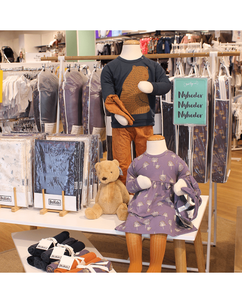 Leddelt mannequin, 2 år. Børnegine