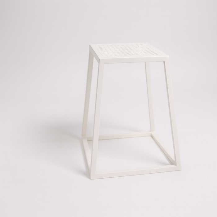 Taburet - Hvid. H45,5 cm